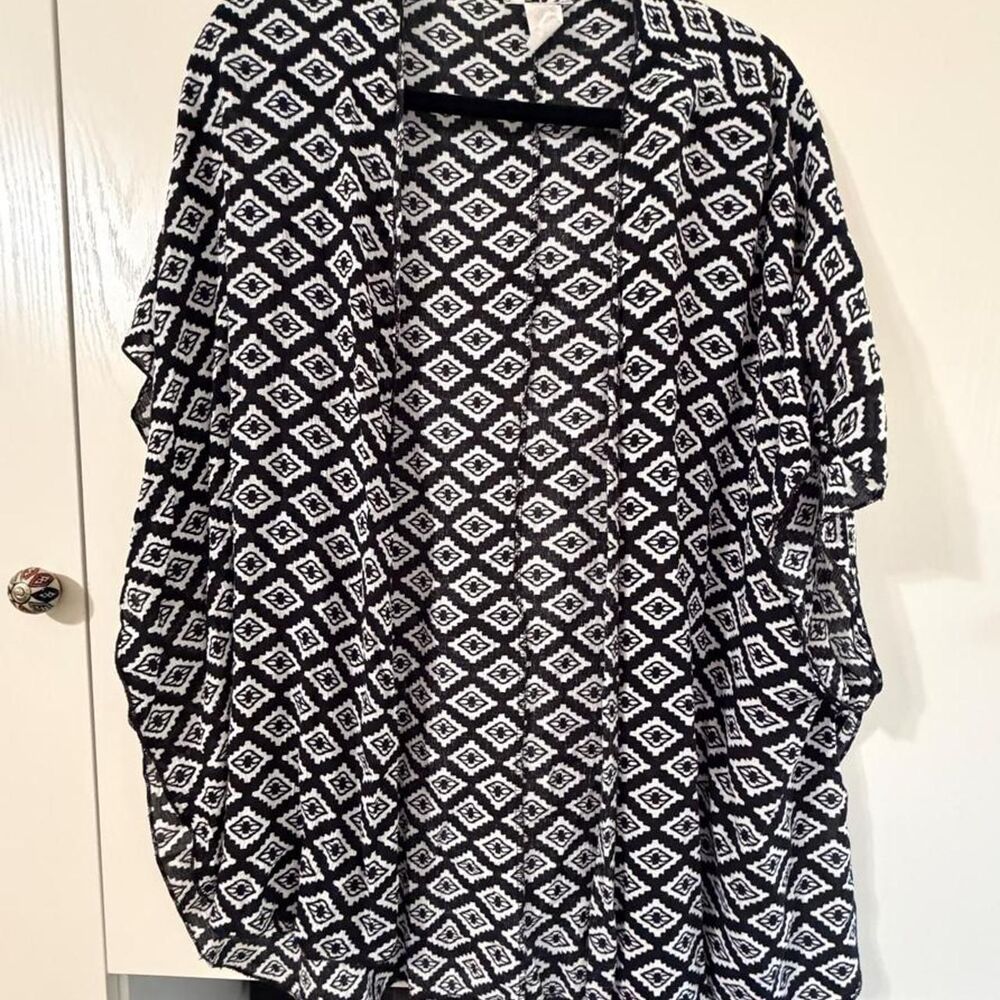 Aztec designed Women's wrap/kimono